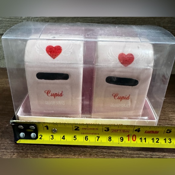 Pink Mailbox Salt and Pepper Ceramic Shaker Set Cupid's Love Letters - N… - Picture 7 of 8
